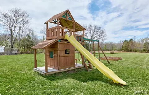 Exterior - 110 Bruning Ln, Troy, MO 63379 photo 5 of 11