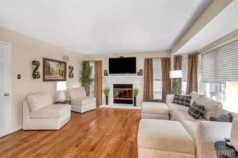 Other - 679 Bluffs View Ct, Eureka, MO 63025 photo 6 of 10