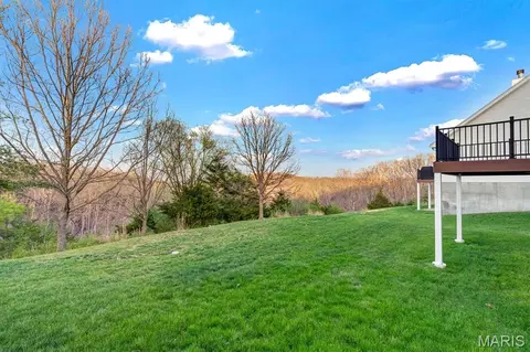 Exterior - 679 Bluffs View Ct, Eureka, MO 63025 photo 3 of 6
