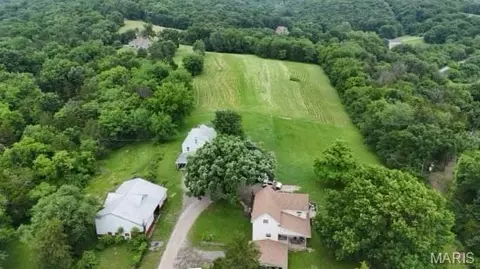 6788 Haven Hill Rd, Barnhart, MO 63012