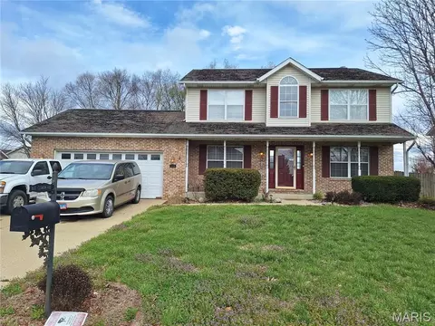 835 Clemson Ave, Fairview Heights, IL 62208