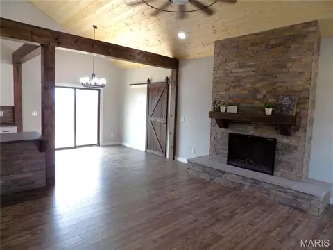 Living - 10801 Barley Ct, Rolla, MO 65401 photo 2 of 2