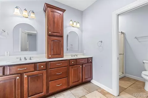 Bath - 401 Jasper Rd, Festus, MO 63028 photo 3 of 10