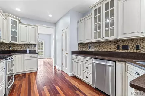 Kitchen - 401 Jasper Rd, Festus, MO 63028 photo 3 of 3