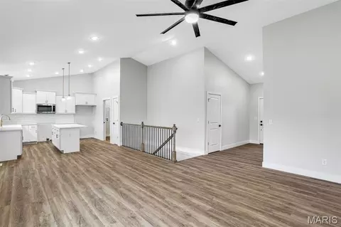 Entry Way - 111 Ventnor Ave, Union, MO 63084 photo 1 of 3