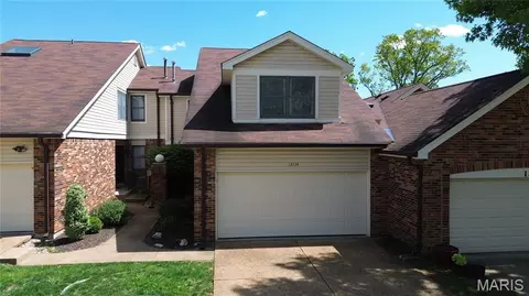 13734 La Conte Ct, Saint Louis, MO 63128