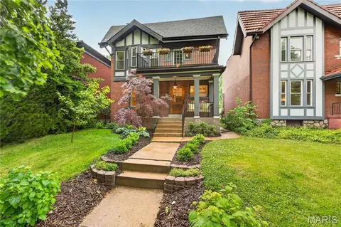 6122 Mcpherson Ave, Saint Louis, MO 63112