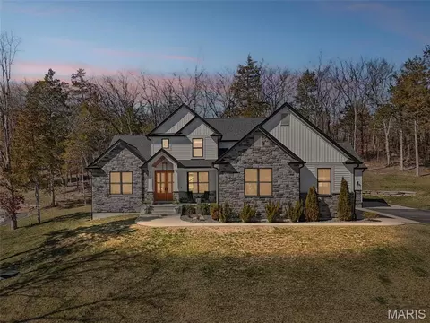 1015 Frisco Hollows Rd, Imperial, MO 63052