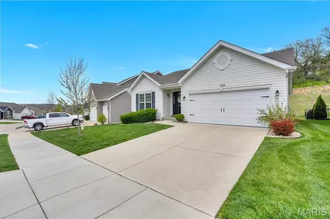 Exterior - 1534 Cascade Ln, Eureka, MO 63025 photo 6 of 7
