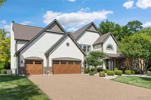 4046 Austin Dr, Saint Charles, MO 63304