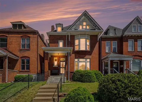 4361 Enright Ave, Saint Louis, MO 63108