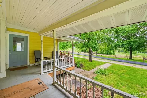 Exterior - 11 Skyview Way, Pacific, MO 63069 photo 5 of 36