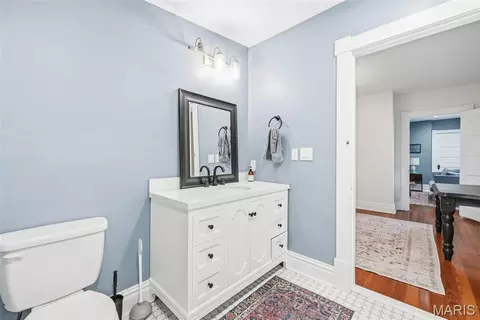 Bath - 11 Skyview Way, Pacific, MO 63069 photo 5 of 6