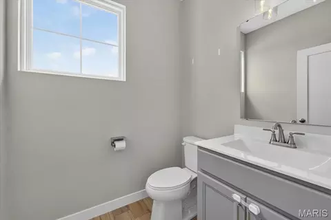 Bath - 8933 Eager Rd, Saint Louis, MO 63144 photo 1 of 6