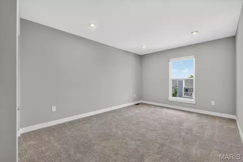 Bedroom - 8933 Eager Rd, Saint Louis, MO 63144 photo 2 of 6