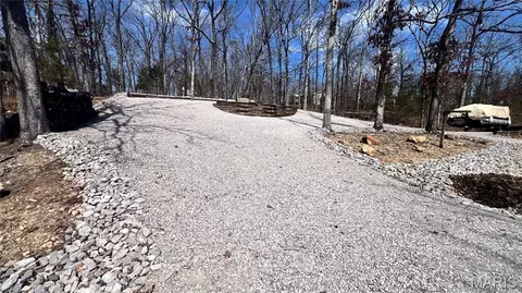 1036 Erie Trail Dr, Perryville, MO 63775