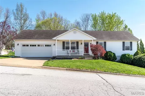 860 Country View Ln, Marthasville, MO 63357