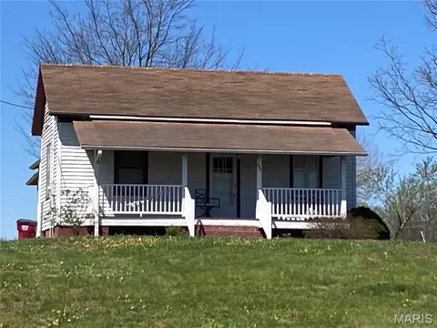 14 W Lawn St, Kelso, MO 63758