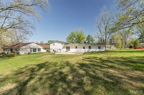 Exterior - 18 Golf Dr, Sullivan, MO 63080 photo 1 of 1