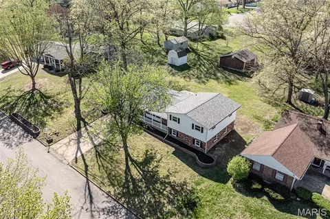 View/Area - 18 Golf Dr, Sullivan, MO 63080 photo 2 of 4