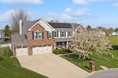 4254 Bassen Dr, Swansea, IL 62226