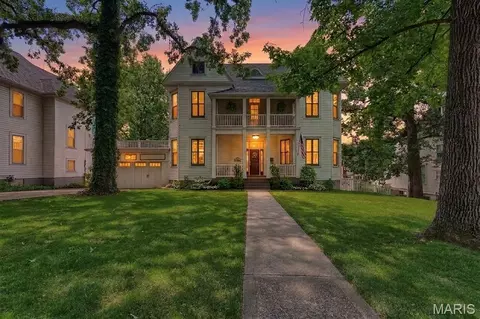 7324 Vine Ave, Saint Louis, MO 63143