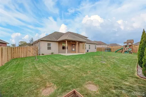 Exterior - 853 E Apollo Ct, Nixa, MO 65714 photo 6 of 13