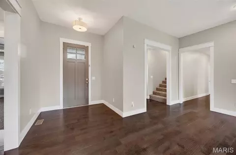 Entry Way - 853 E Apollo Ct, Nixa, MO 65714 photo 2 of 5