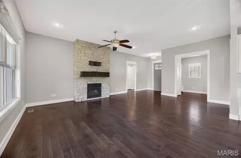 Living - 853 E Apollo Ct, Nixa, MO 65714 photo 5 of 5