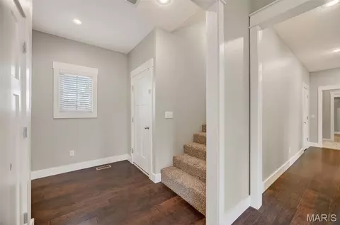Entry Way - 853 E Apollo Ct, Nixa, MO 65714 photo 4 of 5
