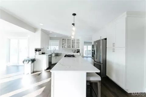 Kitchen - 10605 Larson Ln, Rolla, MO 65401 photo 10 of 17