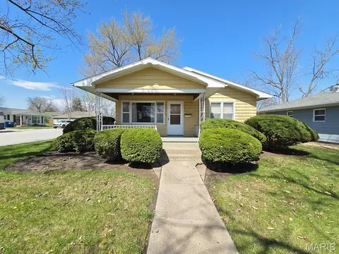 616 Madison St, Canton, MO 63435