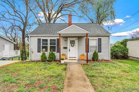 405 S 5th St, Festus, MO 63028