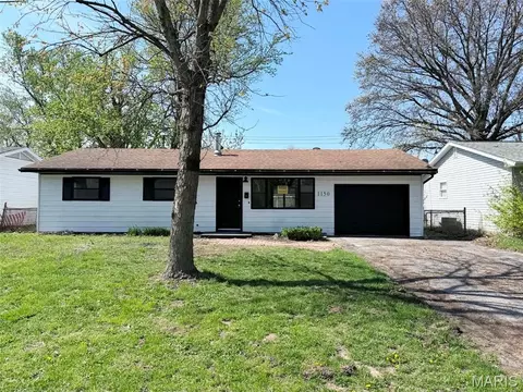 1150 Price St, Cahokia, IL 62206