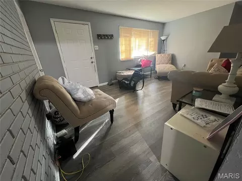 Other - 9029 Cranberry Ln, Normandy, MO 63121 photo 2 of 5