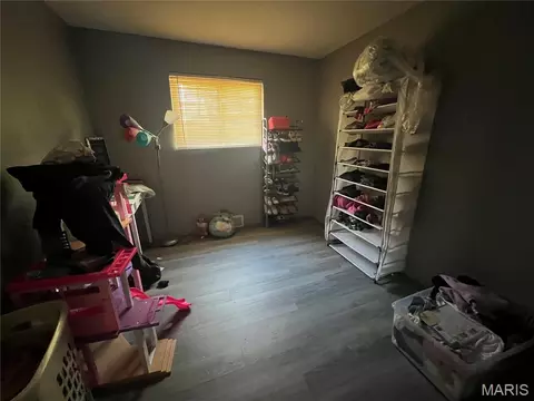 Bedroom - 9029 Cranberry Ln, Normandy, MO 63121 photo 2 of 4