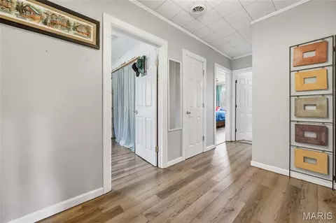 Entry Way - 437 W 8th St, Hermann, MO 65041 photo 3 of 5