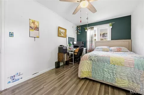 Bedroom - 437 W 8th St, Hermann, MO 65041 photo 2 of 12