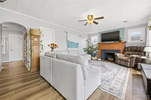 Living - 437 W 8th St, Hermann, MO 65041 photo 2 of 4