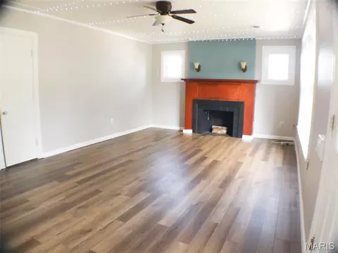 Living - 437 W 8th St, Hermann, MO 65041 photo 3 of 7