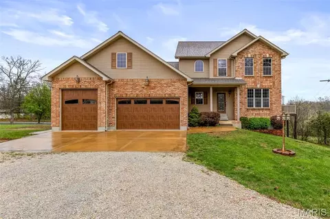 3 Caroline Ct, De Soto, MO 63020