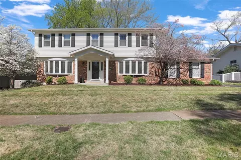 12953 Mayerling Dr, Saint Louis, MO 63146