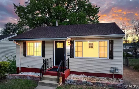 6453 Colletta Dr, Saint Louis, MO 63139