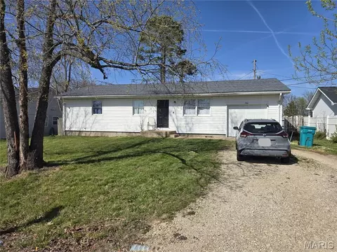 240 James St, Sullivan, MO 63080