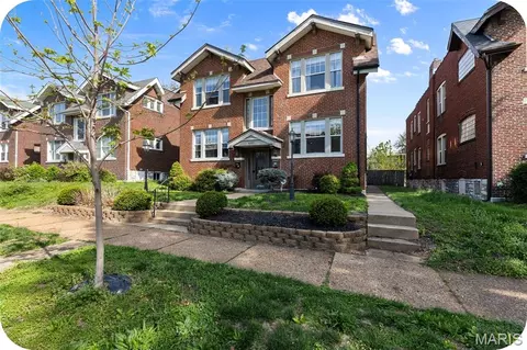 4623 Shenandoah Ave #1B, Saint Louis, MO 63110