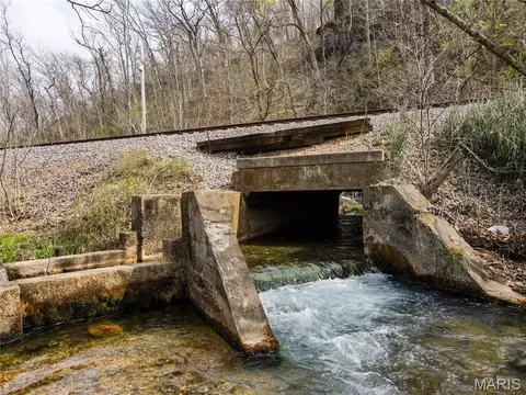 0 First St, Mill Spring, MO 63952