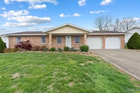 1012 Elliot Ct, Perryville, MO 63775