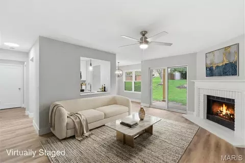 1209 Lofty Point Dr #A, Ballwin, MO 63021