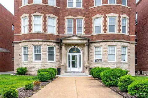 4319 Lindell Blvd #D, Saint Louis, MO 63108