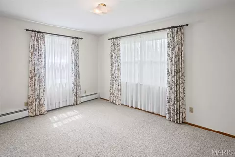 Bedroom - 9 Beth Ann Dr, Belleville, IL 62221 photo 4 of 7
